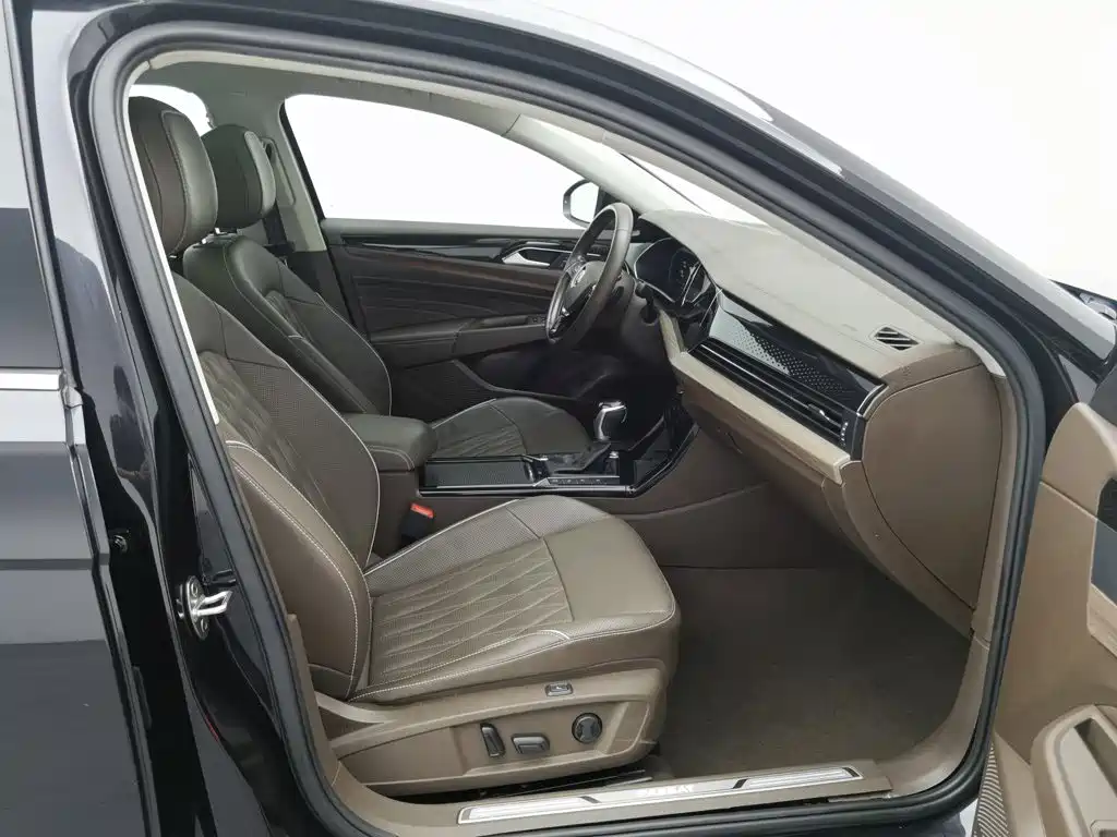 Passat 2020 380TSI Flagship Edition National VI купить на сайте DeffCars