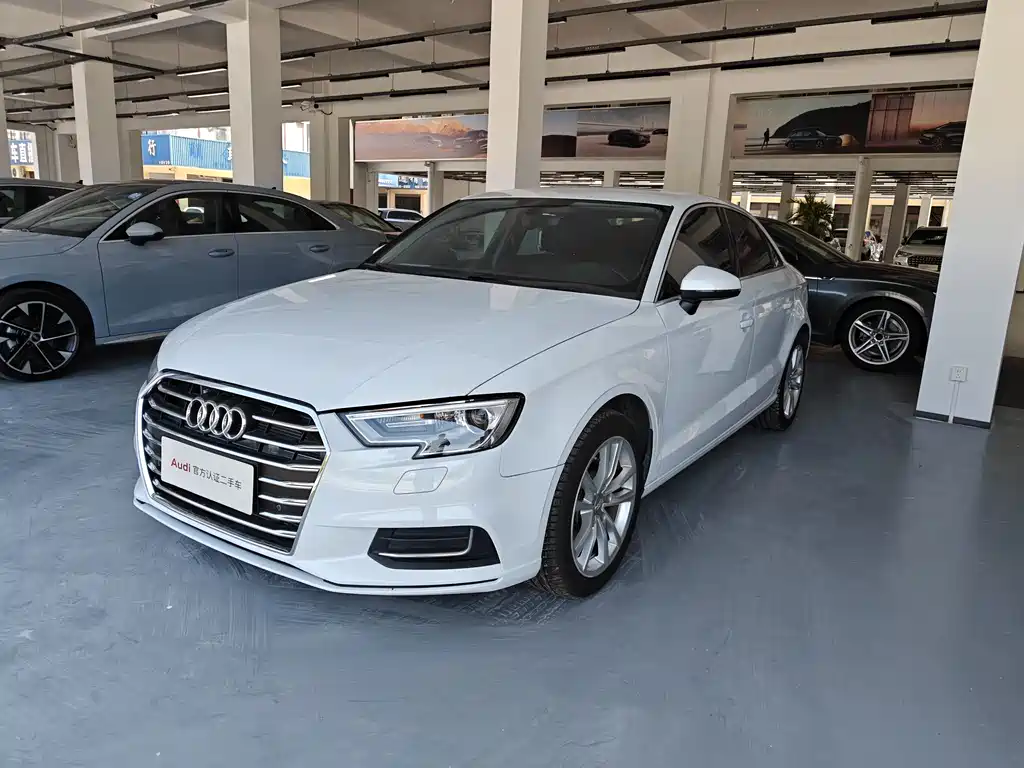 Audi A3 2019 Limousine 35 TFSI Enterprising National V купить на сайте DeffCars