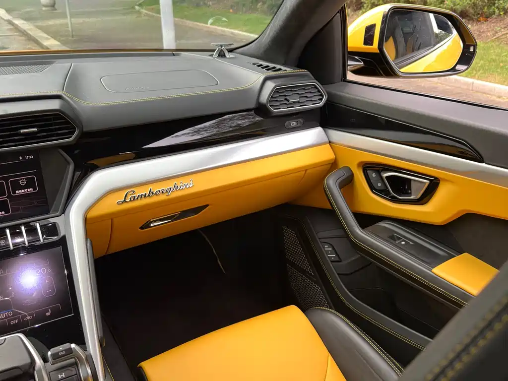 Urus 2018 4.0T V8 купить на сайте DeffCars