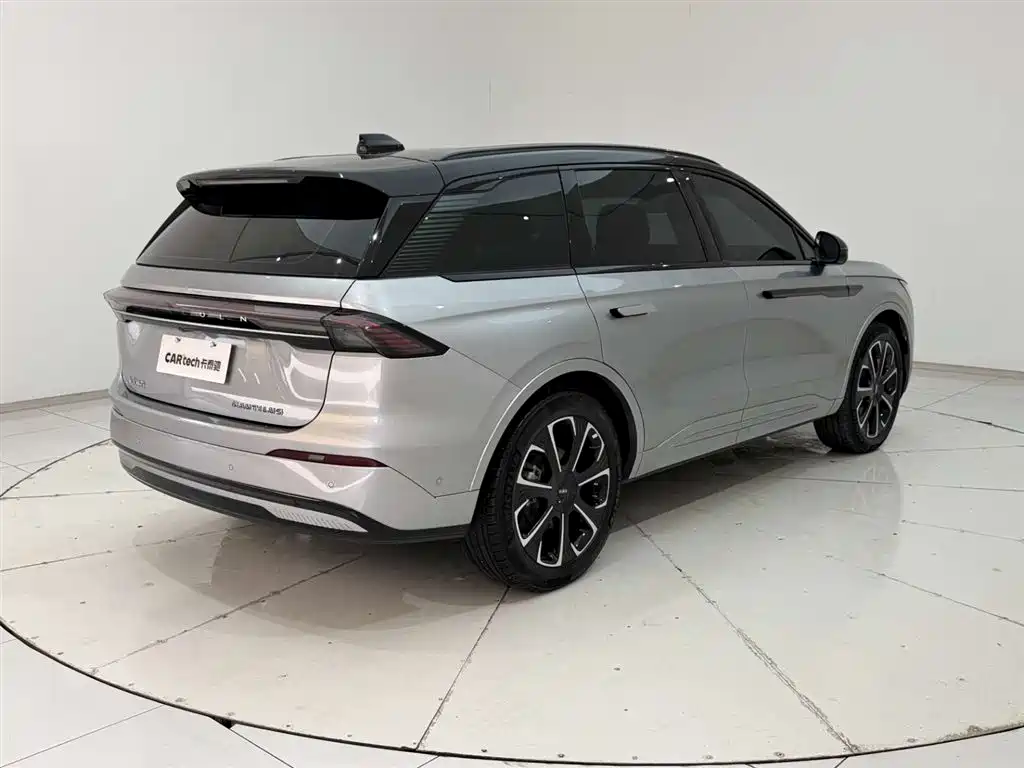 Voyager 2023 2.0T four-wheel drive Zunrui hybrid version купить на сайте DeffCars