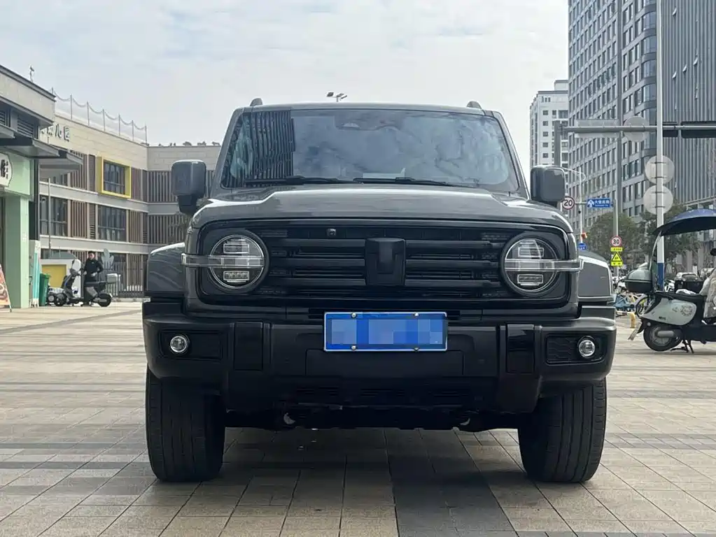 Tank 300 2024 2.0T Traverser купить на сайте DeffCars