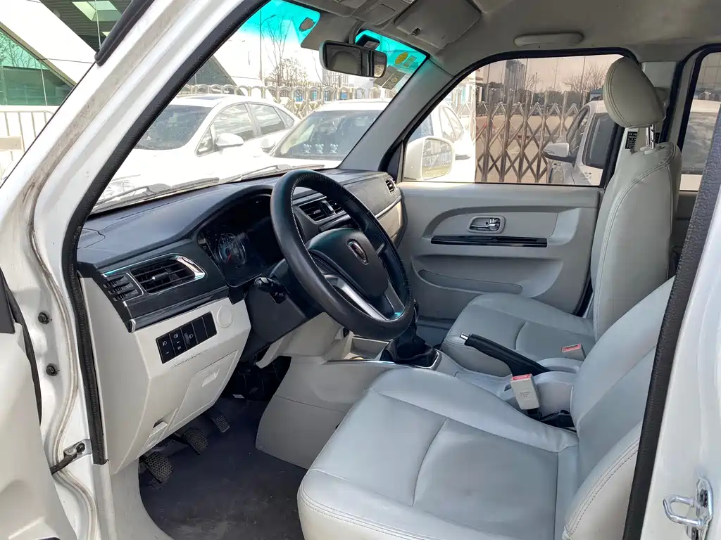 New Hiace X30L 2019 1.5L Fortune Edition National VI SWC15M купить на сайте DeffCars