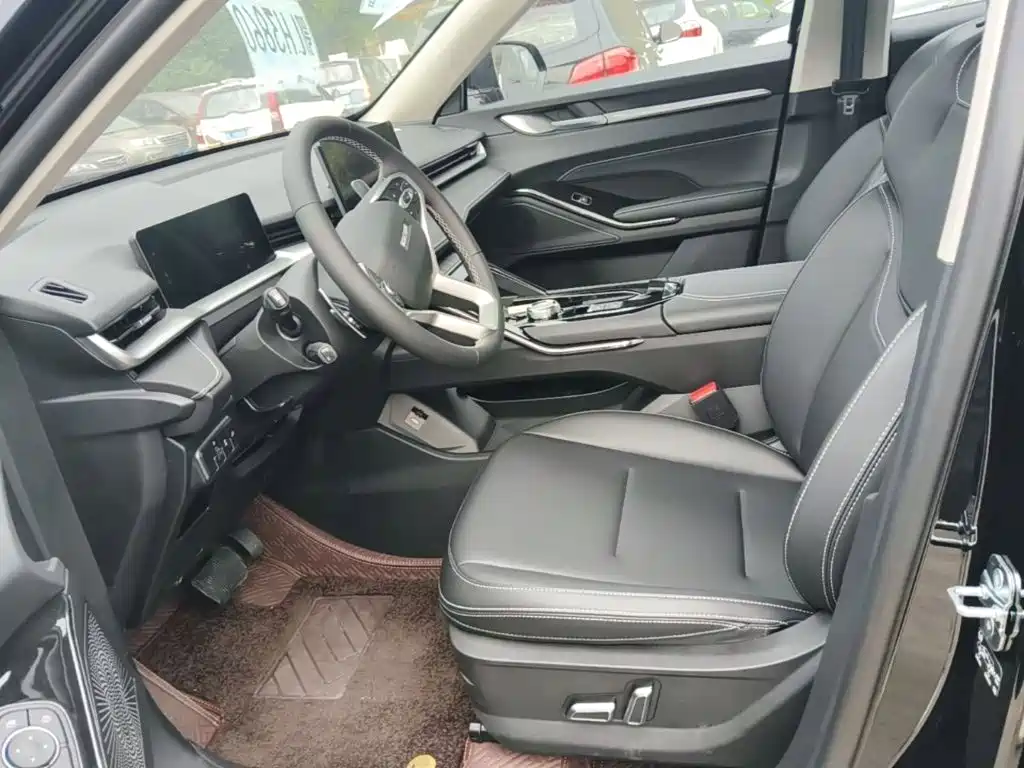 Haval H6 2024 1.5T two-wheel drive classic version купить на сайте DeffCars