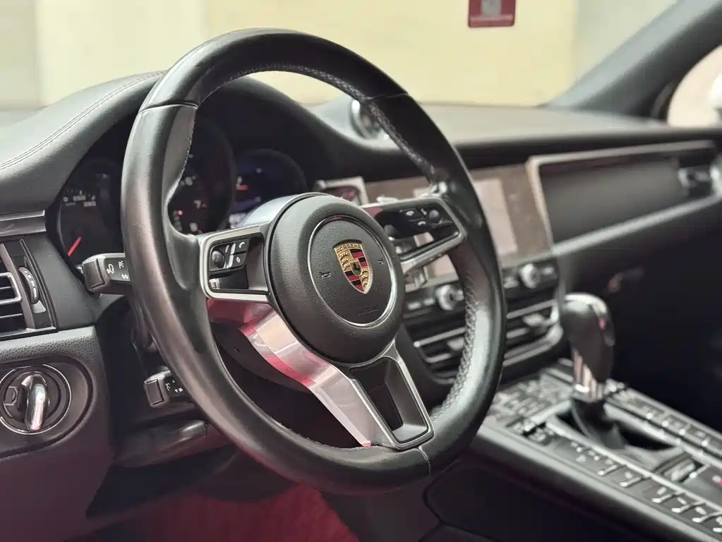 Macan 2021 Macan 2.0T купить на сайте DeffCars