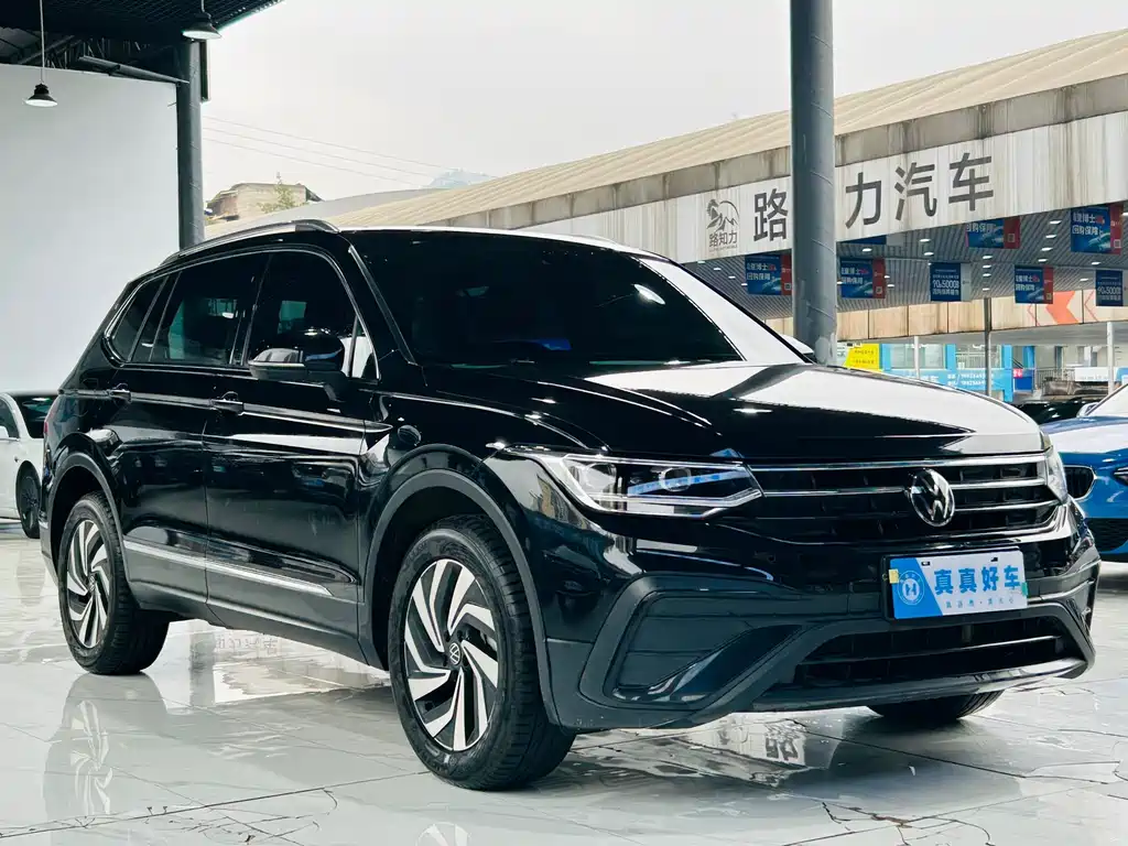 Tiguan L 2024 Outstanding Model 300TSI Automatic Two-wheel Drive Dragon Edition купить на сайте DeffCars