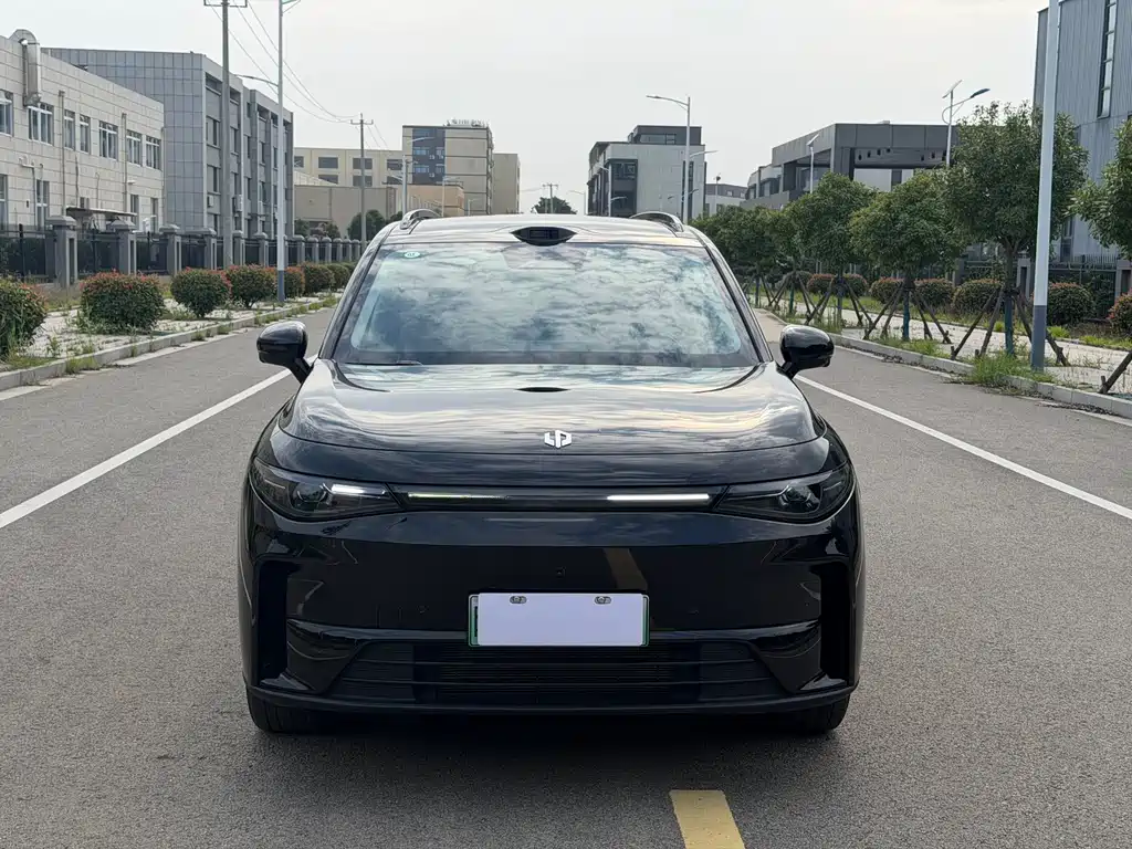 C16 2026 Extended Range 280 Lidar Zhizun Edition 6-seater купить на сайте DeffCars