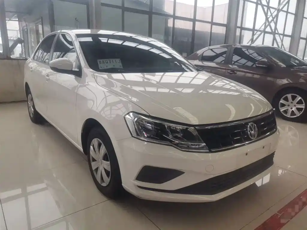 Jetta 2017 1.5L manual fashion model купить на сайте DeffCars
