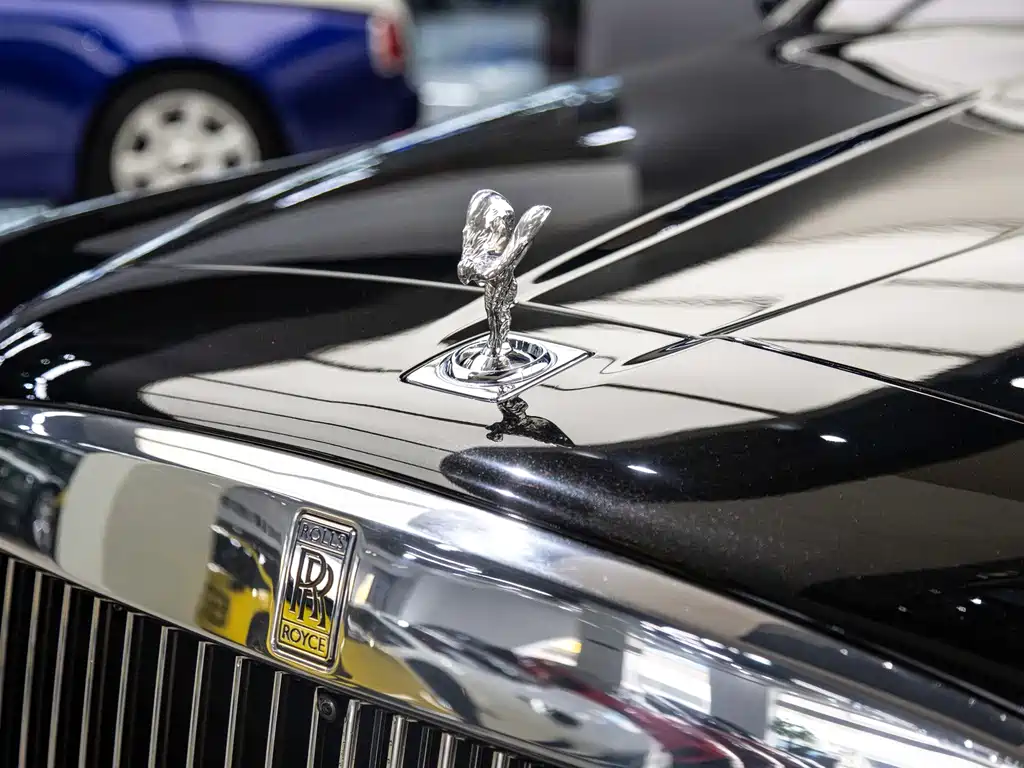 Cullinan 2018 four-seat version купить на сайте DeffCars