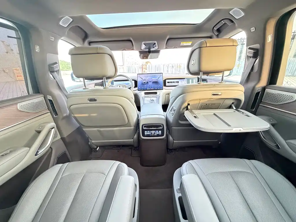 Denza N9 2025 Honor model купить на сайте DeffCars