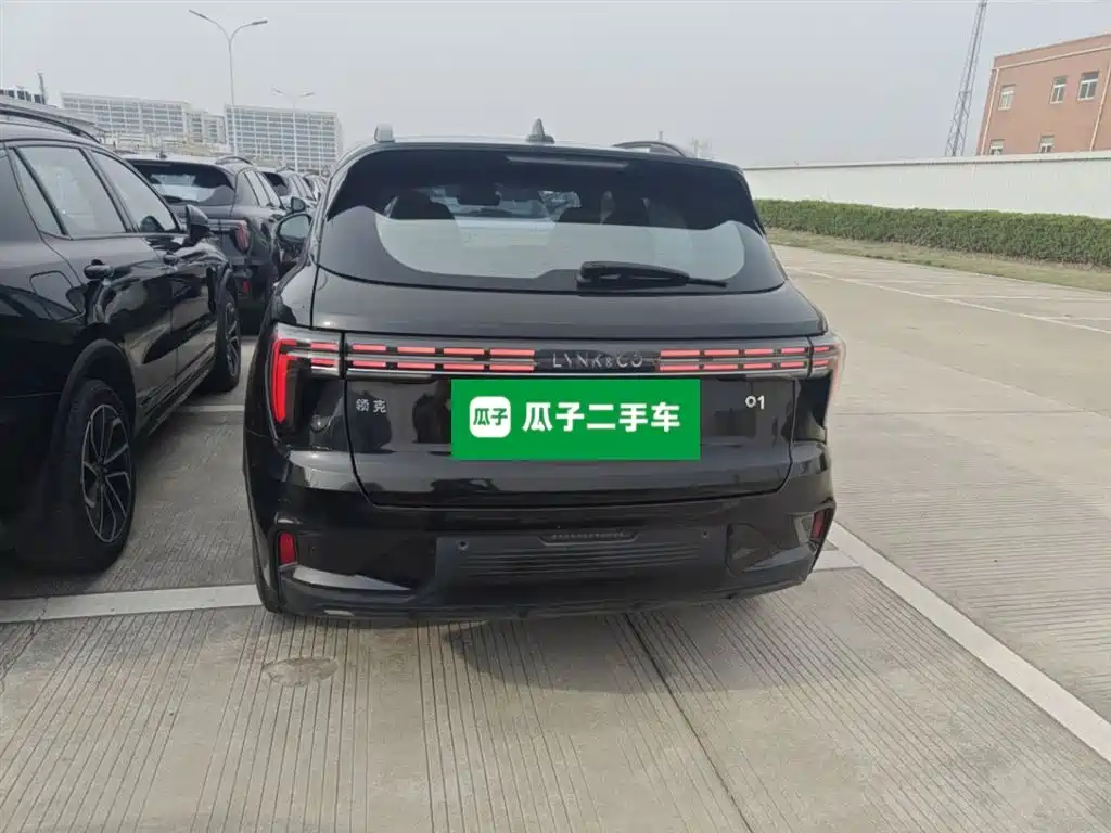 Lynk & Co 01 2023 1.5TD EM-F AM купить на сайте DeffCars
