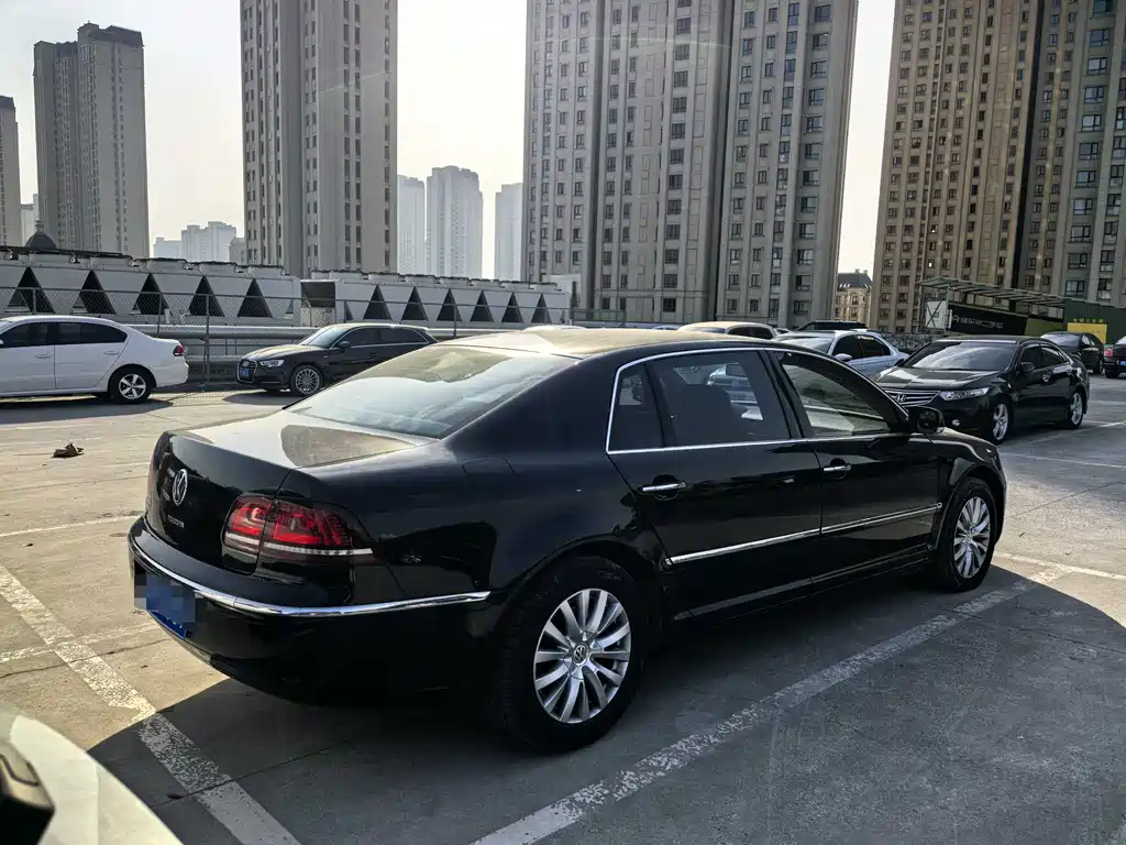 Phaeton 2012 3.0L business model купить на сайте DeffCars