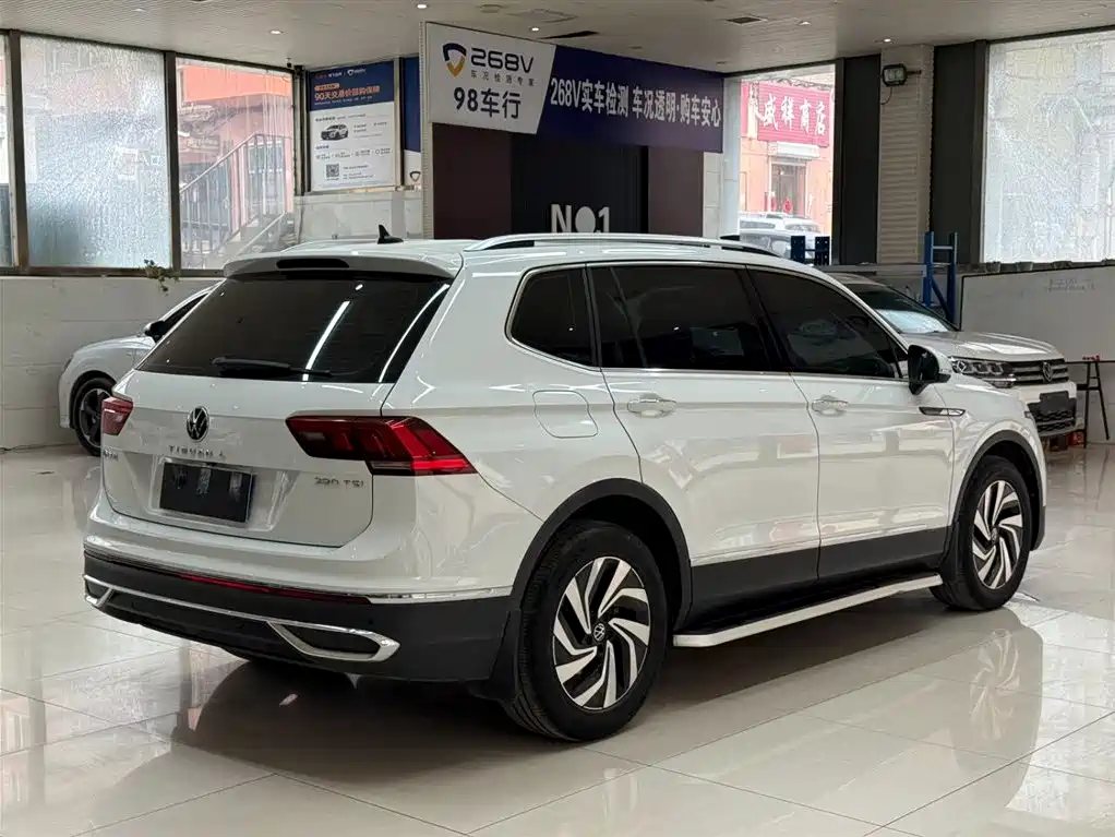 Tiguan L 2023 280TSI automatic two-wheel drive Chaochuang limited edition купить на сайте DeffCars