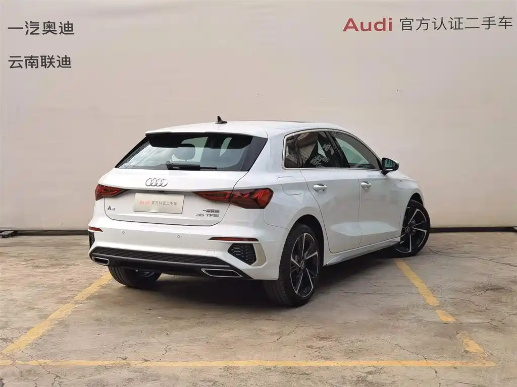 Audi A3 2023 Sportback 35 TFSI stylish and sporty купить на сайте DeffCars