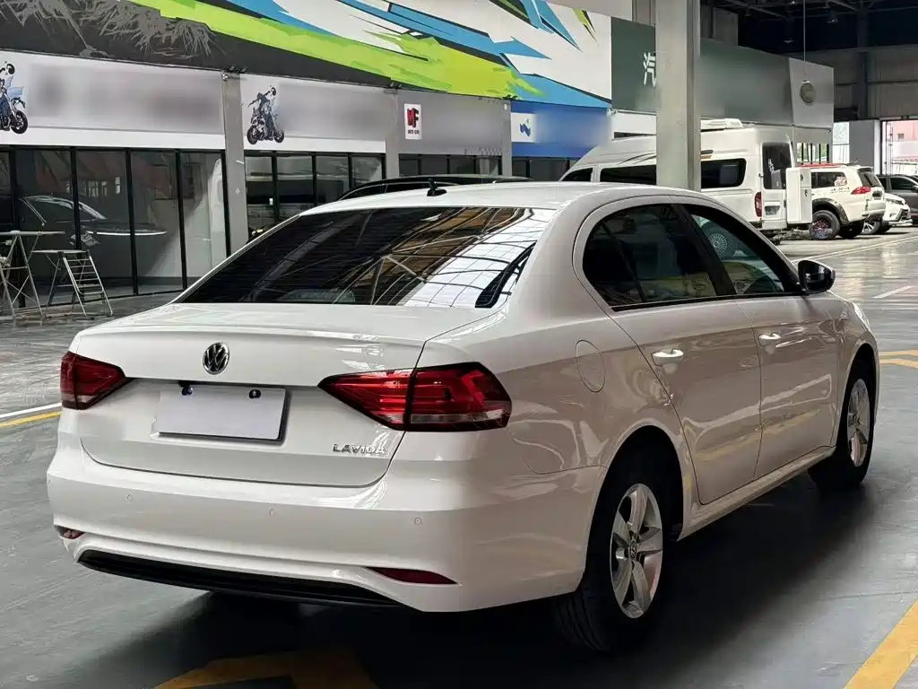 Lavida 2019 Lavida Qihang 1.5L Automatic Fashion Edition National VI купить на сайте DeffCars