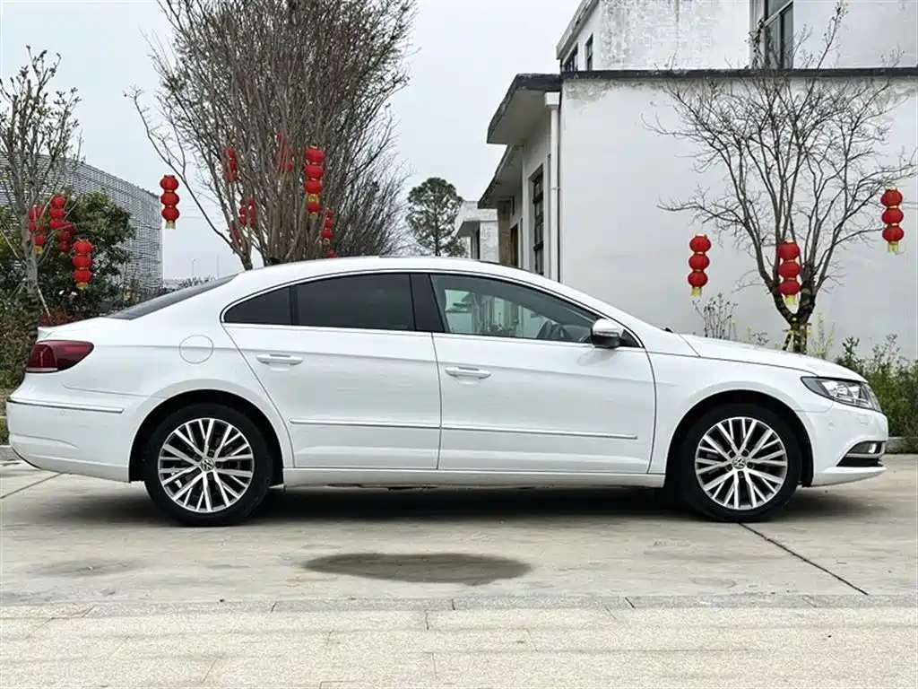 FAW-Volkswagen CC 2018 1.8TSI luxury model купить на сайте DeffCars