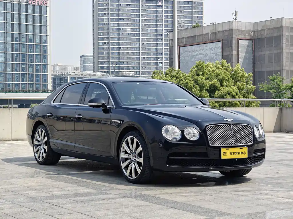 Flying Spur 2017 4.0T V8 Standard Edition купить на сайте DeffCars
