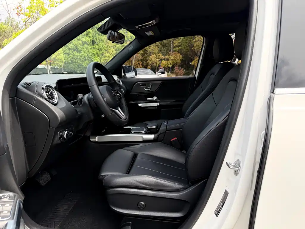 Mercedes-Benz GLB 2021 GLB 200 Dynamic купить на сайте DeffCars