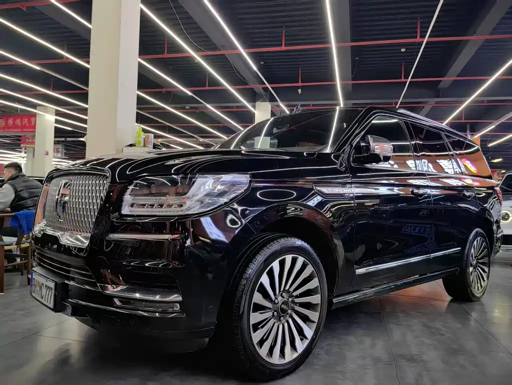 Navigator 2019 3.5T President Series National VI купить на сайте DeffCars