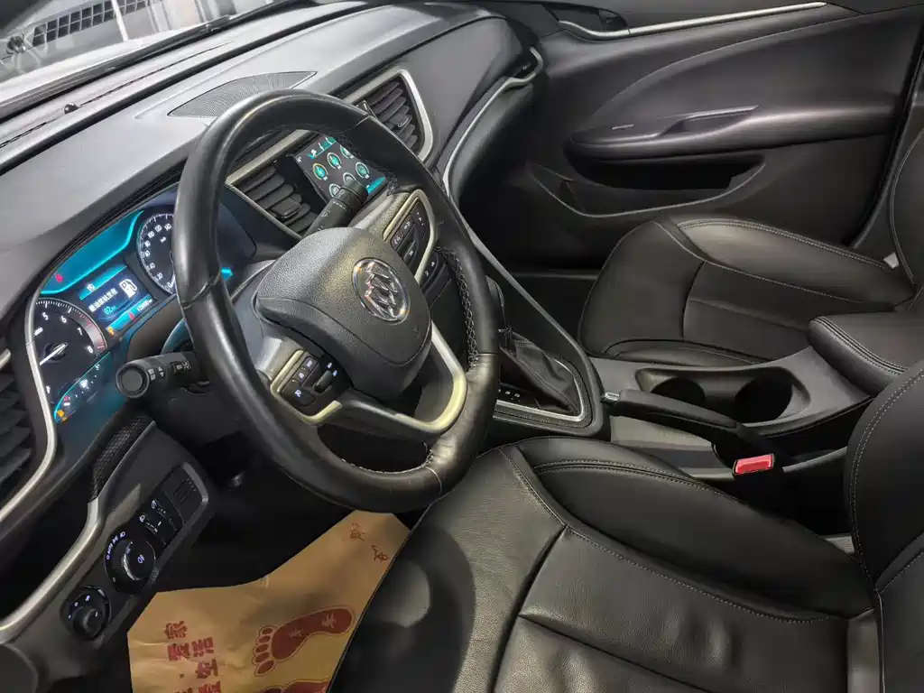 Yinglang 2019 15T dual-clutch interconnected elite model National V купить на сайте DeffCars