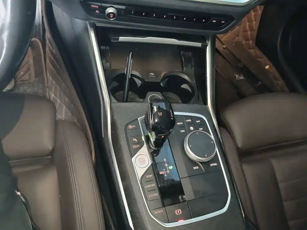 BMW 3 Series 2021 325i M Sports Package купить на сайте DeffCars