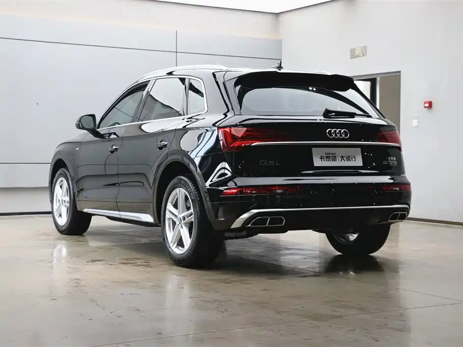 Audi Q5L 2022 40T luxury and dynamic model купить на сайте DeffCars