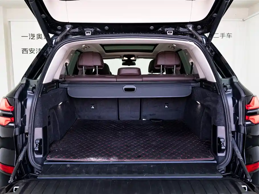 BMW X5 2023 xDrive 30Li Exclusive M Sports Night Package купить на сайте DeffCars
