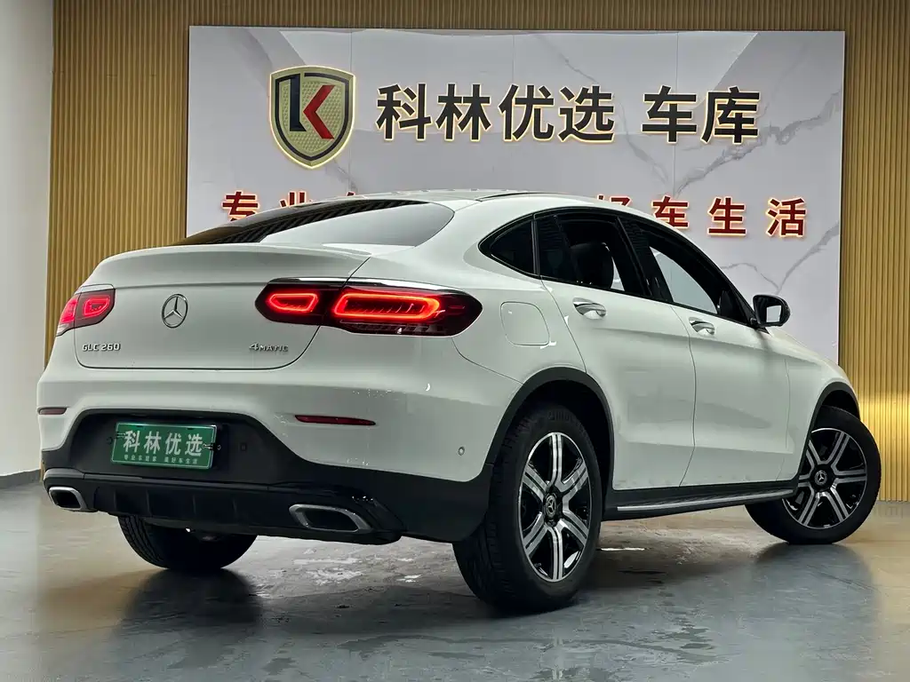 Mercedes-Benz GLC coupe 2022 facelift GLC 260 4MATIC coupe SUV купить на сайте DeffCars