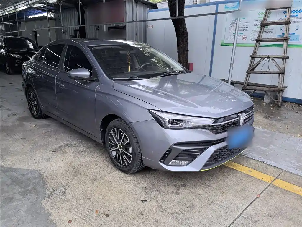 Roewe i5 2021 1.5L CVT Platinum Edition купить на сайте DeffCars