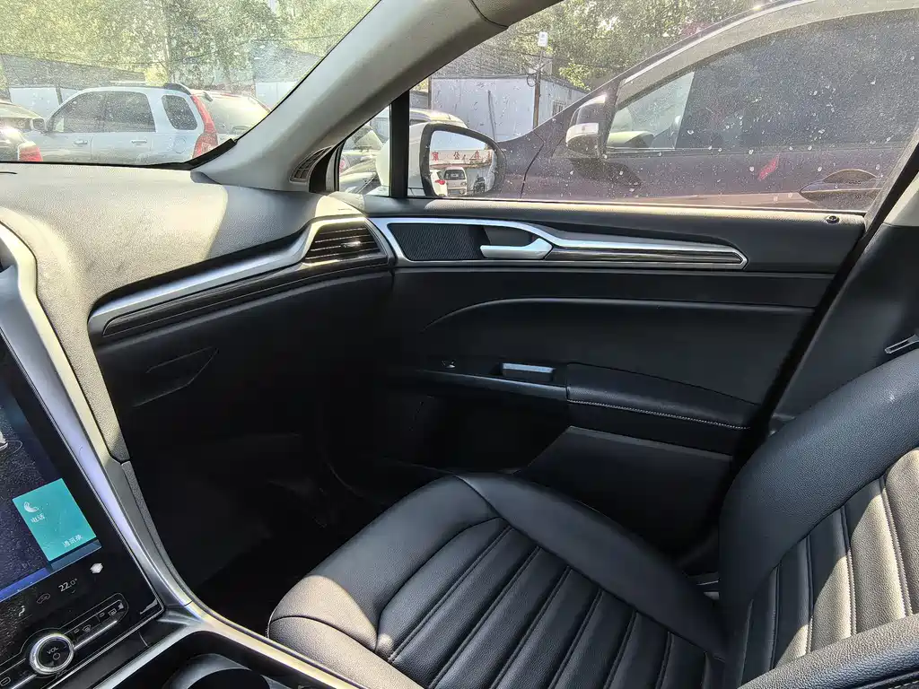 Mondeo 2020 EcoBoost 200 Fashion Model купить на сайте DeffCars