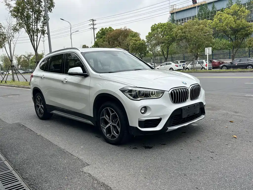 BMW X1 2019 sDrive18Li Exclusive Model купить на сайте DeffCars