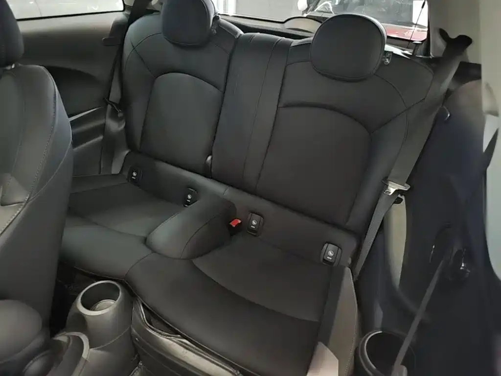 Mini 2023 1.5T Cooper Artist купить на сайте DeffCars