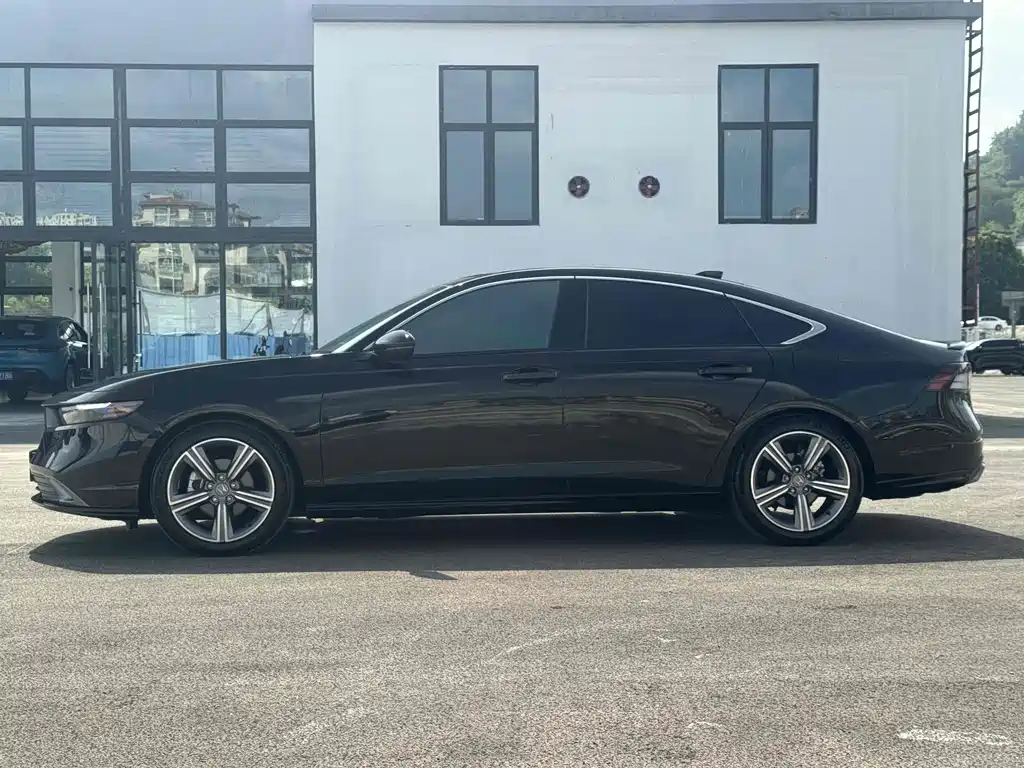 Accord 2023 260TURBO Premier Edition купить на сайте DeffCars