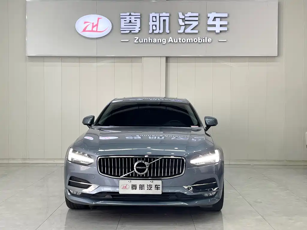 Volvo S90 2020 T5 Zhiyuan Luxury Edition купить на сайте DeffCars