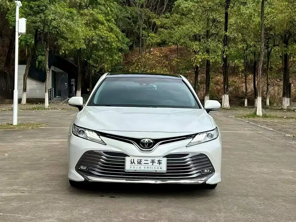 Camry 2019 facelift 2.5G Deluxe Edition купить на сайте DeffCars
