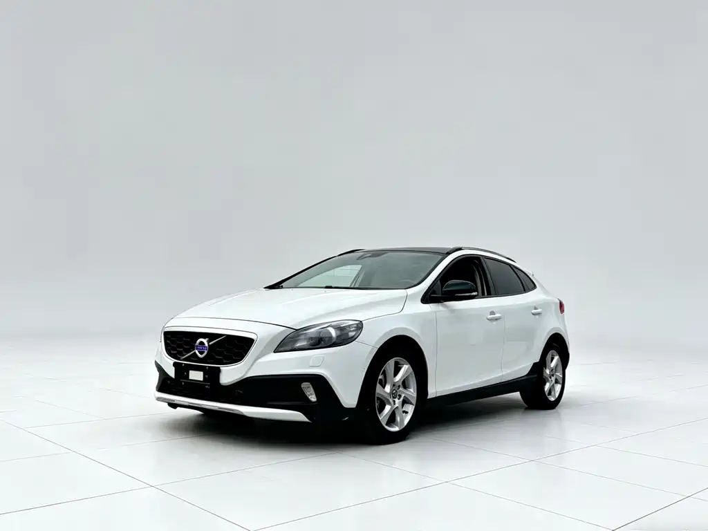 Volvo V40 2015 Cross Country T5 AWD Zhiya Edition купить на сайте DeffCars
