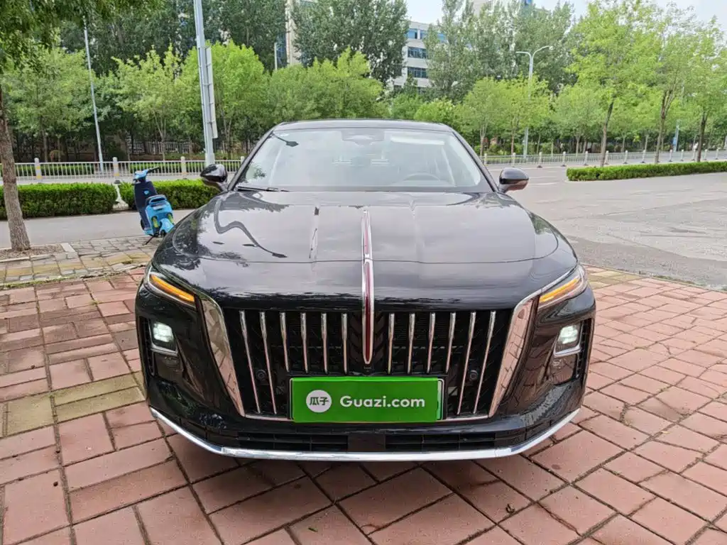 Hongqi H5 PHEV 2025 170 super hybrid version купить на сайте DeffCars