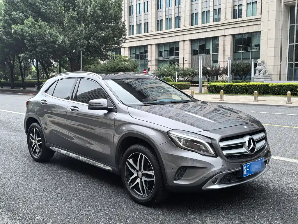 Mercedes-Benz GLA 2015 GLA 220 4MATIC Fashion Model купить на сайте DeffCars
