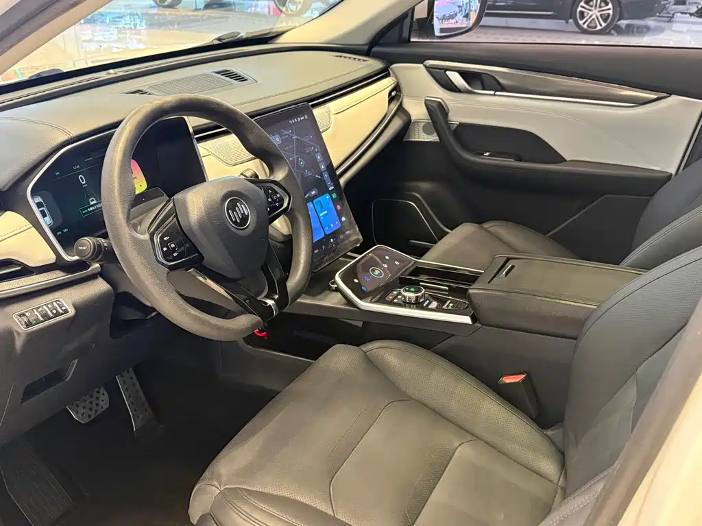 WM EX5 2018 EX5 400 Lite Discovery Edition купить на сайте DeffCars