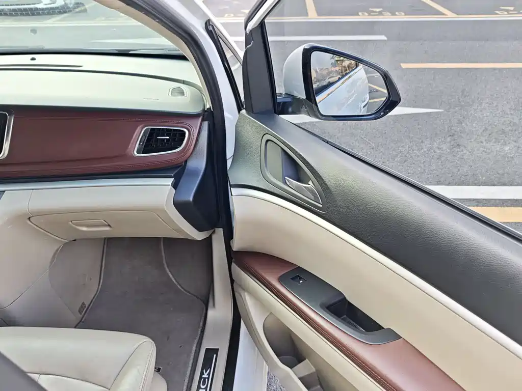 Buick GL8 2017 25S Premium Type National V купить на сайте DeffCars