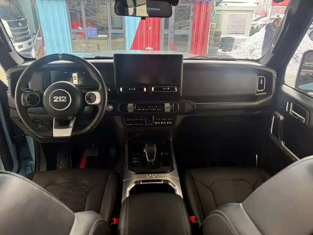 212 T01 2025 2.0T Changfeng купить на сайте DeffCars