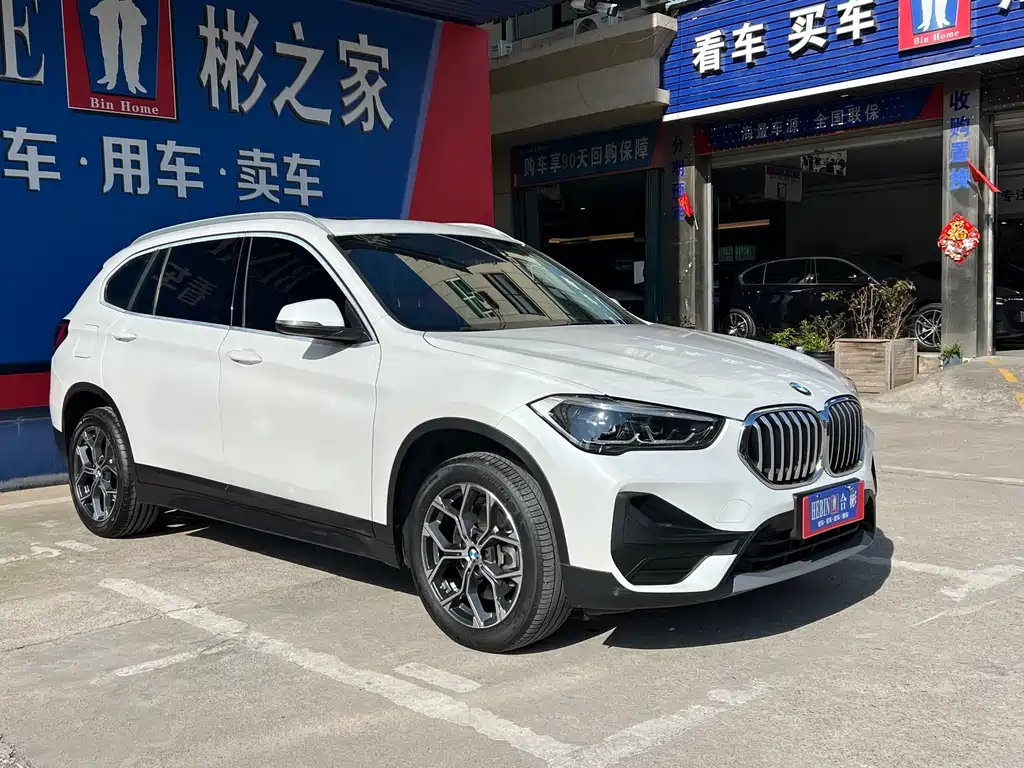 BMW X1 2021 sDrive25Li Leading Model купить на сайте DeffCars