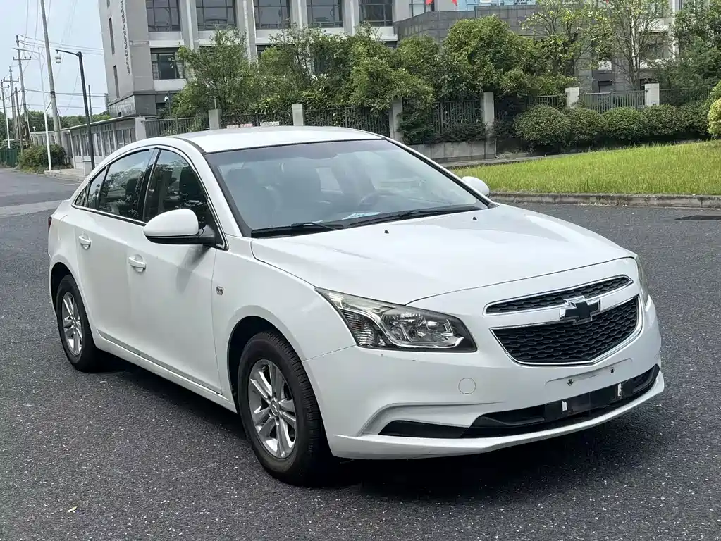 Cruze 2015 1.5L Classic SL MT купить на сайте DeffCars