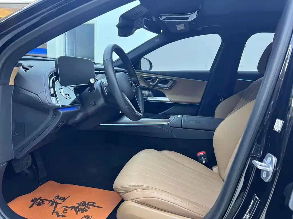 Mercedes-Benz E-Class 2024 E 300 L Luxury Model купить на сайте DeffCars
