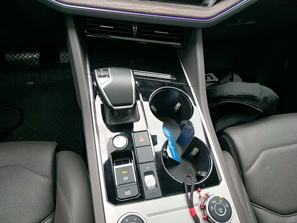 Touareg 2021 2.0TSI Ruishang Edition купить на сайте DeffCars