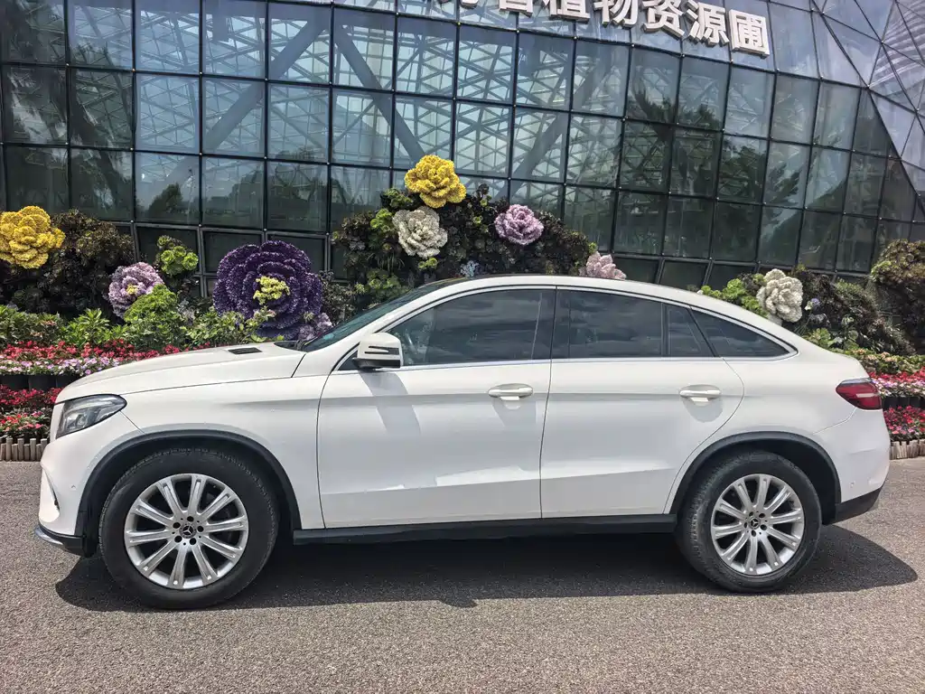 Mercedes-Benz GLE Coupe 2017 GLE 320 4MATIC Coupe SUV купить на сайте DeffCars