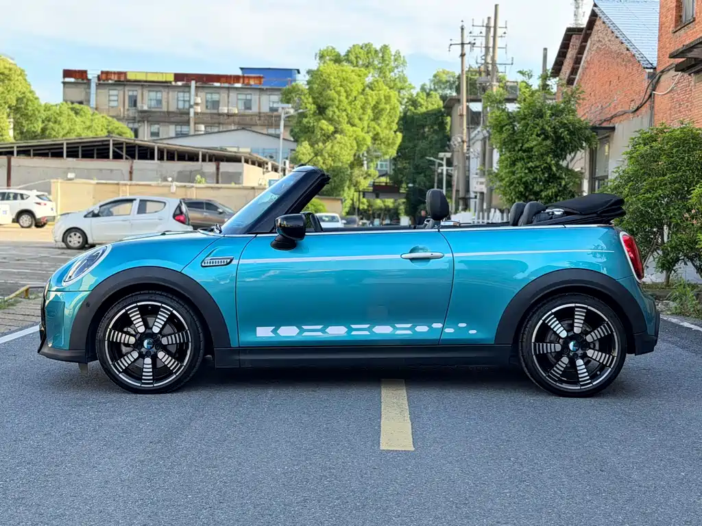 MINI 2023 2.0T COOPER S CABRIO Coastline Commemorative Edition купить на сайте DeffCars