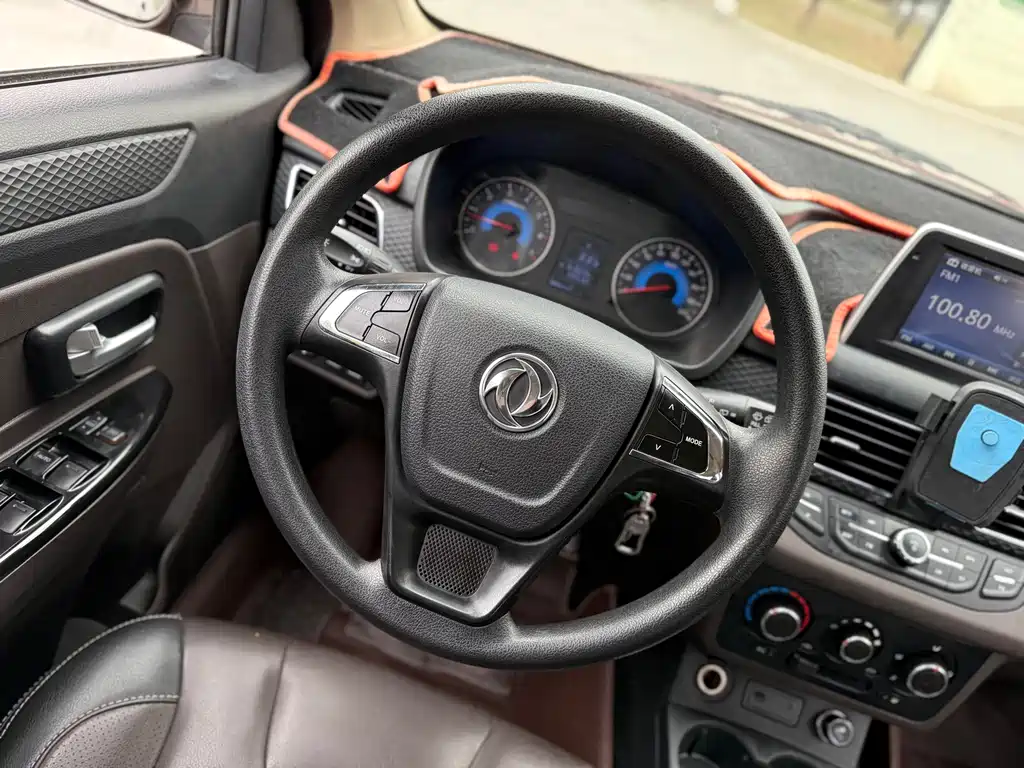 Fengguang 330 2018 model 1.5L 330S facelift model DK15 купить на сайте DeffCars