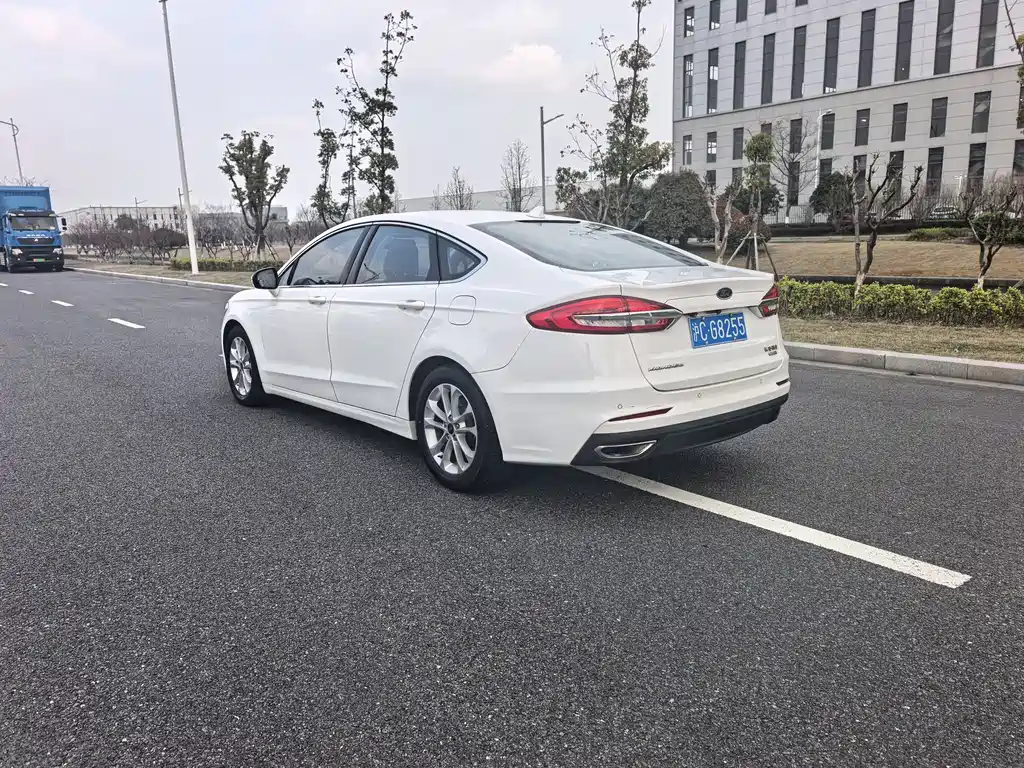 Mondeo 2020 EcoBoost 180 Fashion Model купить на сайте DeffCars