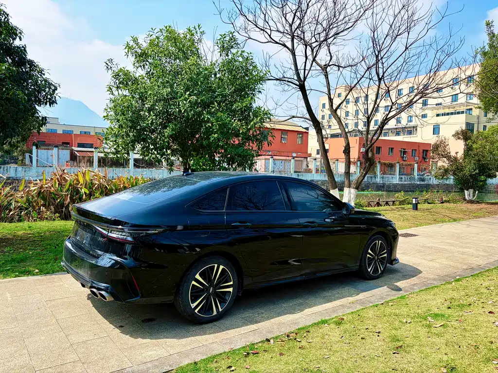Arrizo 8 2023 High Energy Edition 2.0T DCT Royal купить на сайте DeffCars