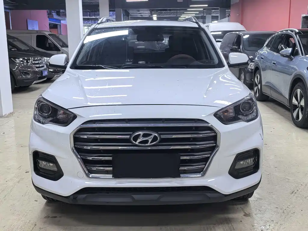 Beijing Hyundai ix35 2020 2.0L automatic two-wheel drive Zhiyong·Enjoy Edition купить на сайте DeffCars